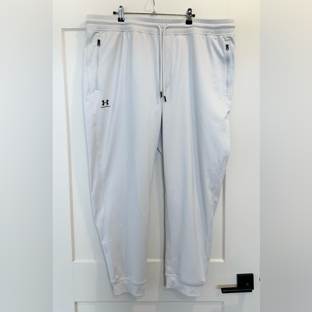 Under Armour White Sweatpants Size 3XL